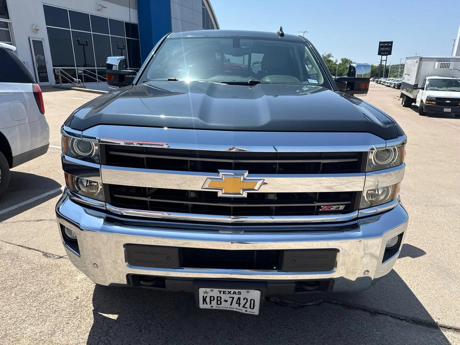chevrolet silverado 2500hd 2018 1GC1KWEG4JF195803 image chevrolet silverado 2500hd 2018 1GC1KWEG4JF195803 image